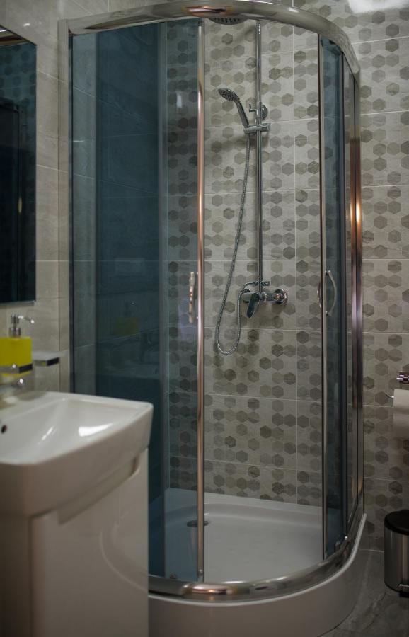 Modern Apartmetns In Town Center Poltava Dış mekan fotoğraf